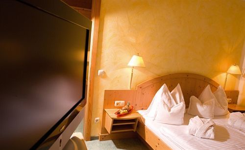 Albizia 4*
