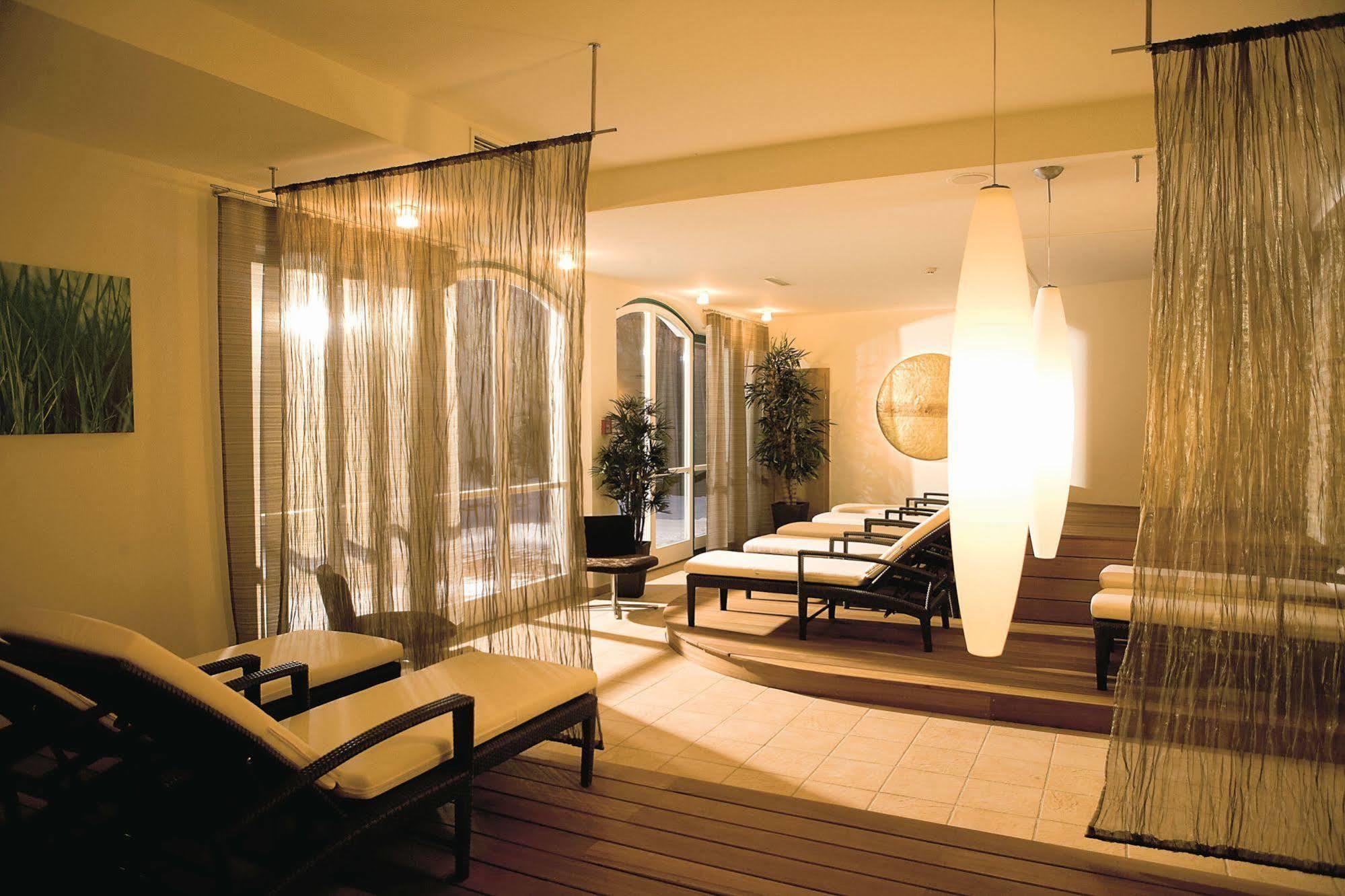 Albizia Hotel