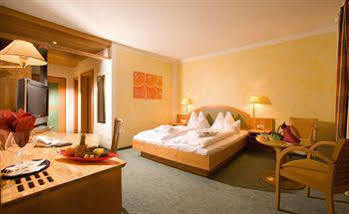 Albizia 4*
